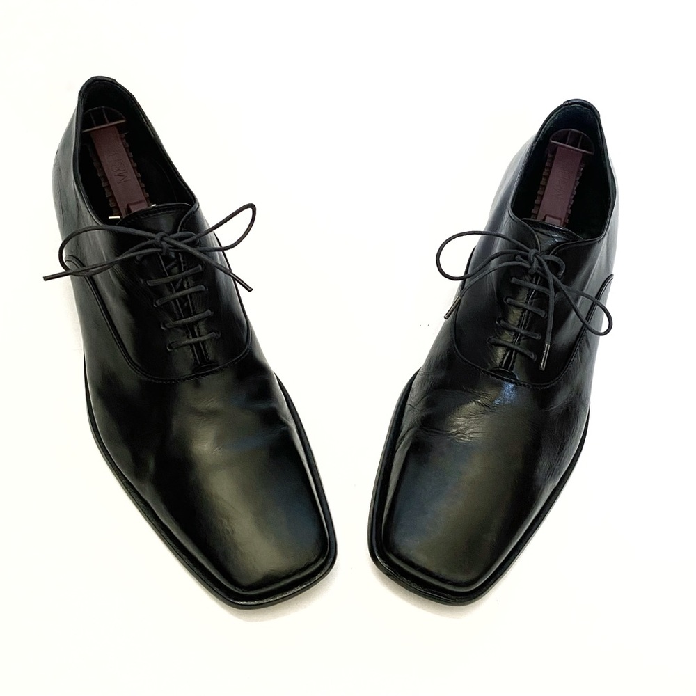 DOLCE & GABBANA glossy black leather square toed lace up derby dress shoes